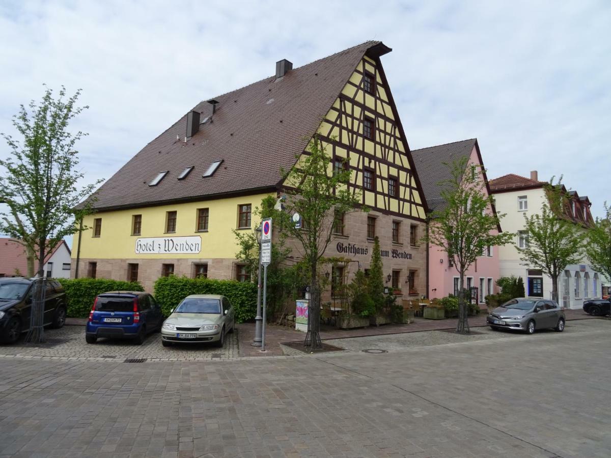 Hotel,Gasthaus Zum Wenden Wendelstein Bagian luar foto
