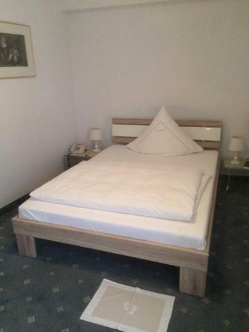 Hotel,Gasthaus Zum Wenden Wendelstein Bagian luar foto